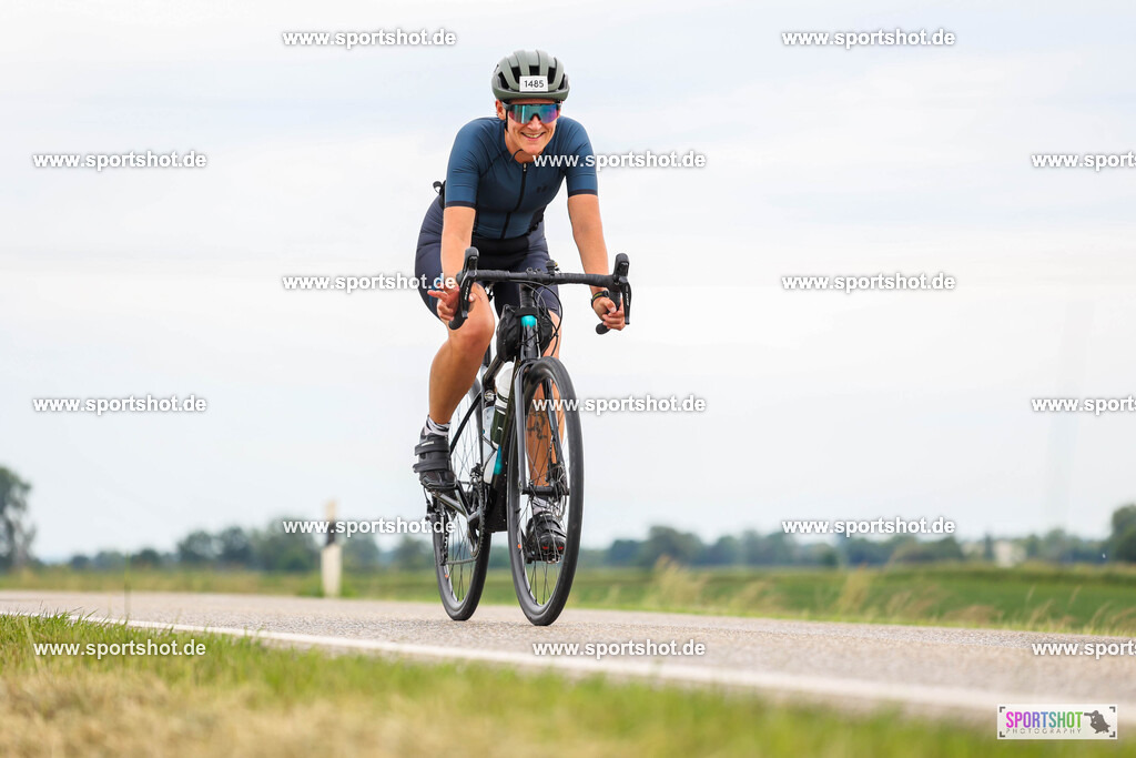 BR8A5375 | Stadttriathlon Erding 2025. #yourpictrs #sportshot_your_pictrs @Sportshotphotography #stadttriathlonerding Copyright: www.sportshot.de