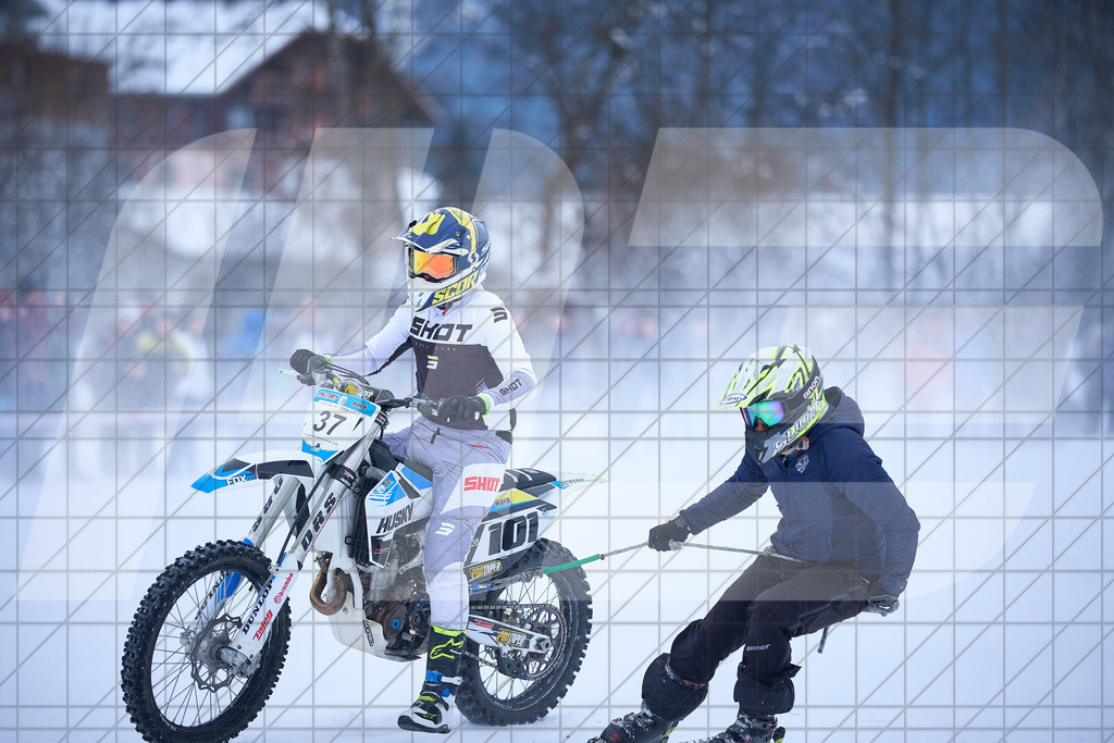 11. Holzknecht Skijöring | Skijöring am 24.01.2026: 11. Holzknecht Skijöring in Gosau am Dachstein, Oberösterreich, ÖsterreichFoto: © 2026 Martin Bihounek | mb-creative.eu