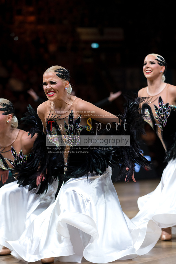 20241109_DM-Formationen_6641 | Tanzsportbilder, Standardtanz, Lateintanz, WDSF, DTV, LTVB, dancecomp, goc, hessen tanzt, blaues band der spree, walzer, tango, wiener walzer, slowfox, quickstepp, samba, rumba, cha-cha-cha, paso doble. jive, hd-kroft photography, turniertanzsport