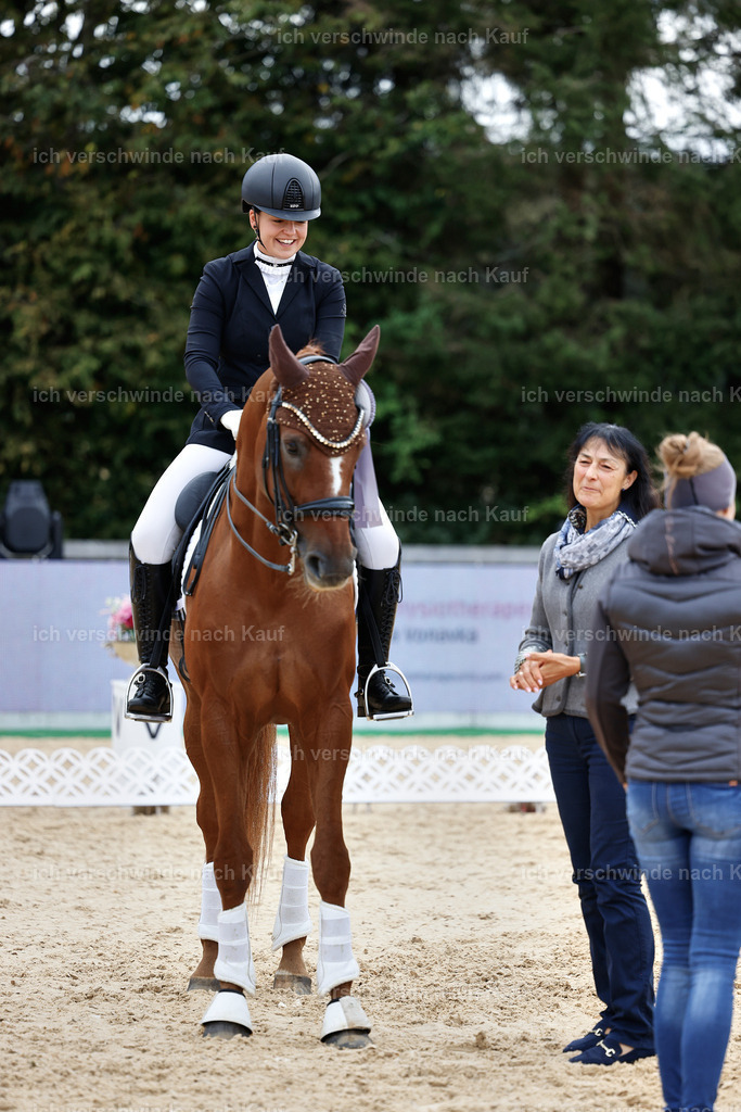 3-Siegerehrung-Dressur M_-StoibPH-2564 | working equitationturnier fotograf videograf stoibphotography marixx film working equitation deutschland reitsport turnierfotografie eventfotografie equestrian events