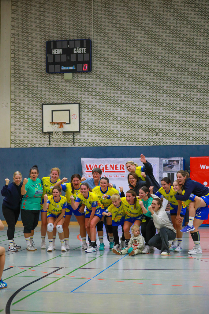 SVN_SvSchermbeck_051024_221 | Bildergalerie von Sport-Ereignissen aber auch von weiteren spannenden Dingen - nicht nur vom Niederrhein. In Anlehnung an den bekannten Spruch von Hanns Dieter Hüsch heißt das Motto: "Niederrhein ist überall".  - Realisiert mit Pictrs.com