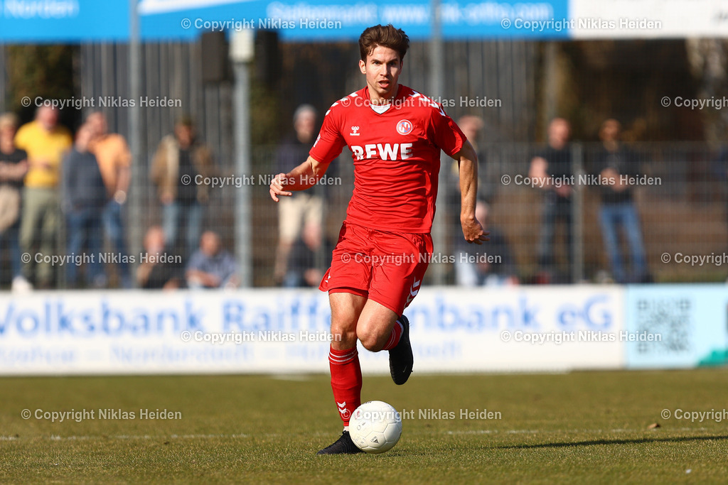 NH_FCEintrachtNorderstedt_SVDrochtersenAssel_RegionalligaNord_09032025 | #5 Moritz Christopher Wenzel Frahm (FC Eintracht Norderstedt)Fußball I Herren I Regionalliga Nord I Saison 2024-2025 I 25. Spieltag I FC Eintracht Norderstedt - SV Drochtersen/Assel I 09.03.2025 I Edmund-Plambeck-Stadion