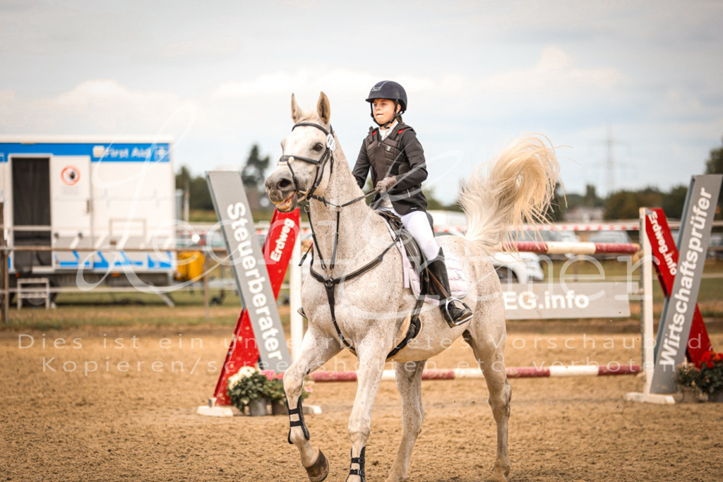 06.SoSpWB00240 | Leoni Ertmer Photography - Realisiert mit Pictrs.com