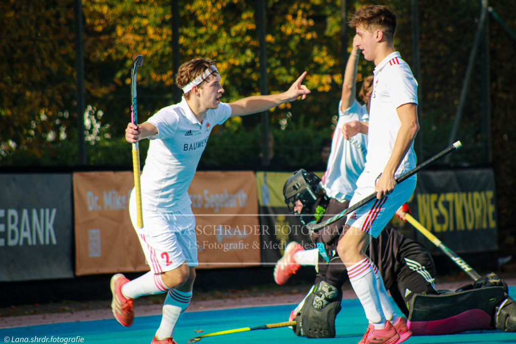 DM22 HALBFINALE RWK-HTCU 22.10.22-37 | lanaschraderfotografie - Realisiert mit Pictrs.com