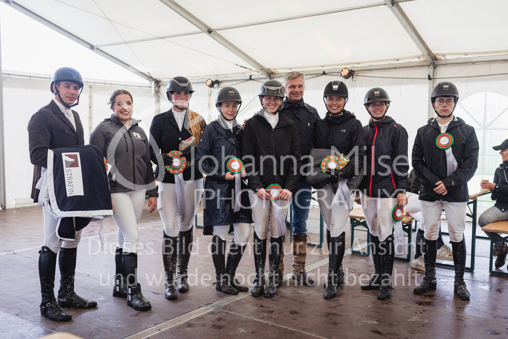 230727_BHO_L-Spr-1-223 | Deine schönsten Turniermomente als professionelle Fotos! Entdecke hochwertige Pferdesport-Fotografie im Online-Shop. Jetzt Fotos finden & bestellen!