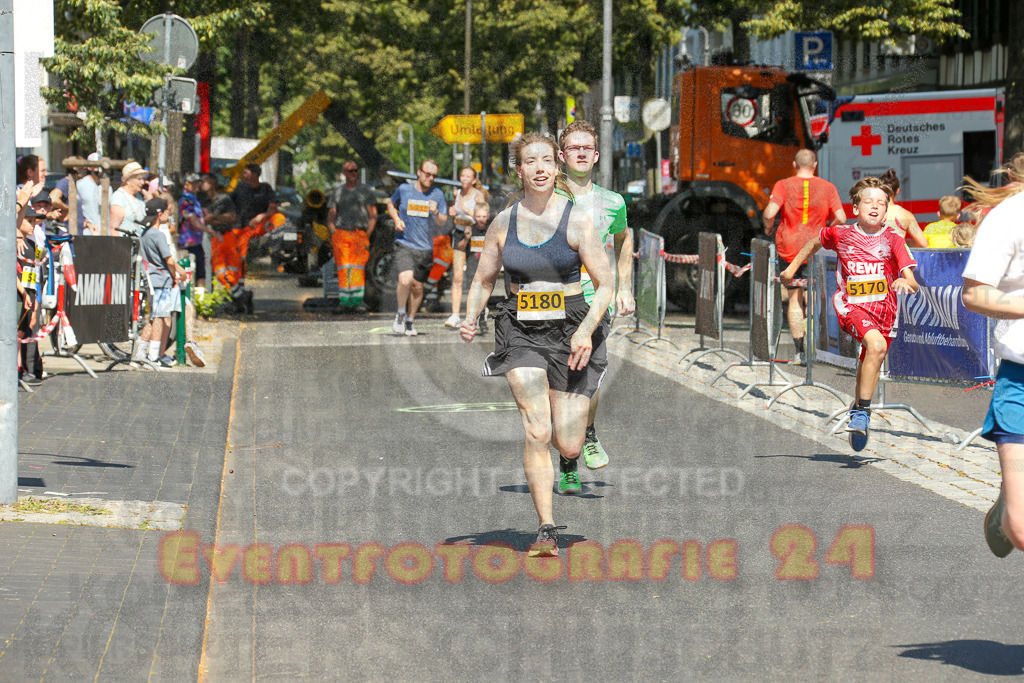 250621_1052_EX1_2945 | Sportfotografie im Rhein-Sieg Kreis, Köln, Bonn, NRW, Rheinland Pfalz, Hessen, etc. Unser Tätigkeitsfeld umfasst den Laufsport vom Volkslauf über den Marathon, Duathlon, Triathon bis zum Ultralauf wie Kölnpfad Ultra oder Schindertrail.