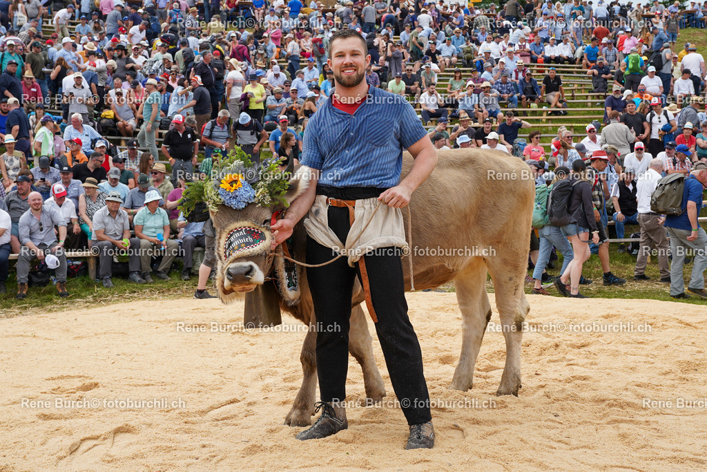 DSC02297 | René Burch leidenschaftlicher Fotograf aus Kerns in Obwalden.  Hier finden sie Sport, Landschaft und Natur Fotografie.
 - Realisiert mit Pictrs.com