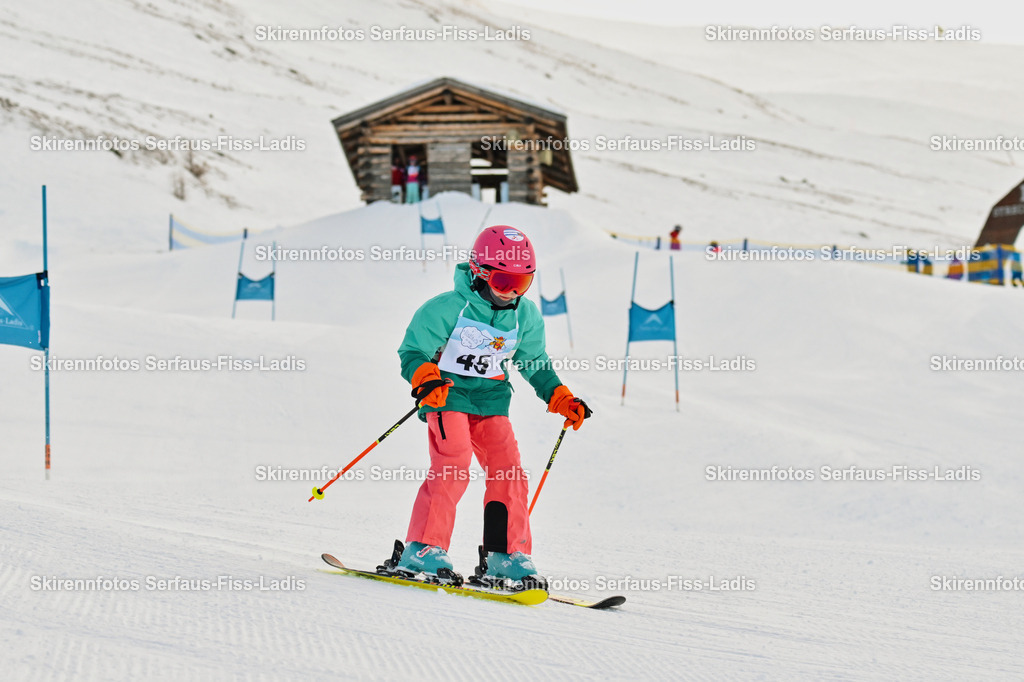 SRF_05.02.2026_0125 | SRF_05.02.2026_0125 - Realisiert mit Pictrs.com