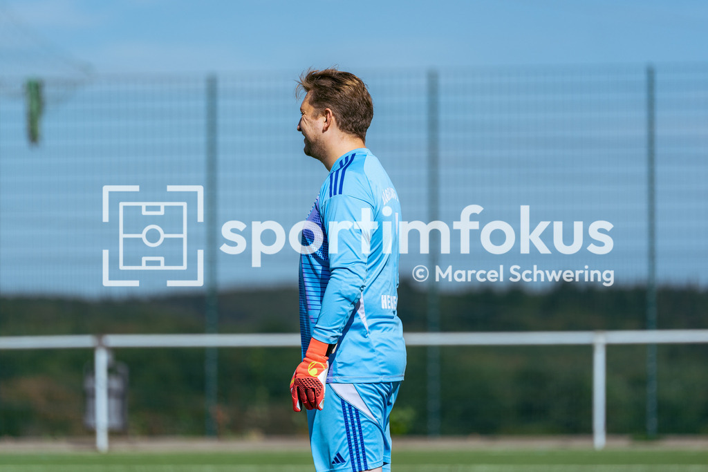 SV Jägerhaus-Linde – TSV Beyenburg | Justin Herkenrath (1, SV Jägerhaus-Linde). Kreisliga A: SV Jägerhaus-Linde gegen TSV Beyenburg, Wuppertal, 27.09.2026. Endstand: 1:2 (0:1). sportimfokus / Marcel Schwering - Realisiert mit Pictrs.com