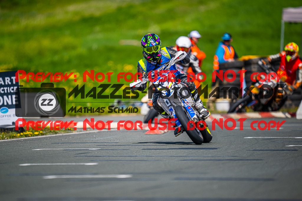 MaZZes_FotoMatrix_230506_6271 | UE40