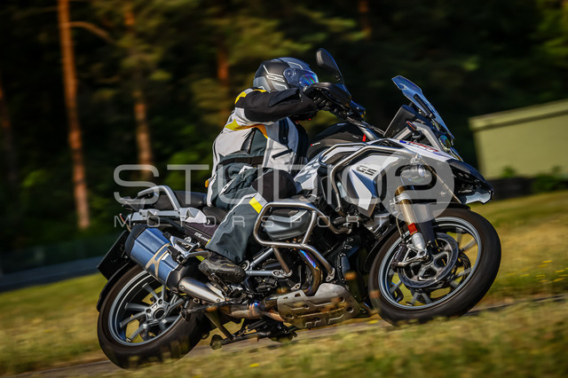 0888-260530DCB-026_888 | Deine Full-Service-Agentur für ✔️Videoproduktionen und ✔️Motorsportfotografie Jetzt Angebot anfragen!