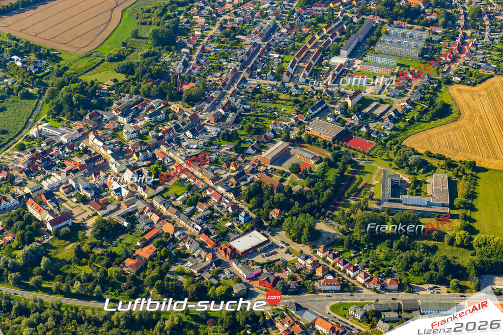 Schrägluftbild  Damgarten  Ribnitz-Damgarten - Das Luftbild wurde 2025 vom UL-Flugzeug heraus erstellt (ohne Drohne- keine Drohnenaufnahme ) - Hochauflösende Luftaufnahme -Nicht vergleichbar mit Google Maps oder Satelittenbilder- Die Geschenkidee !Mit Lizenz und Bildrechte bestellbar