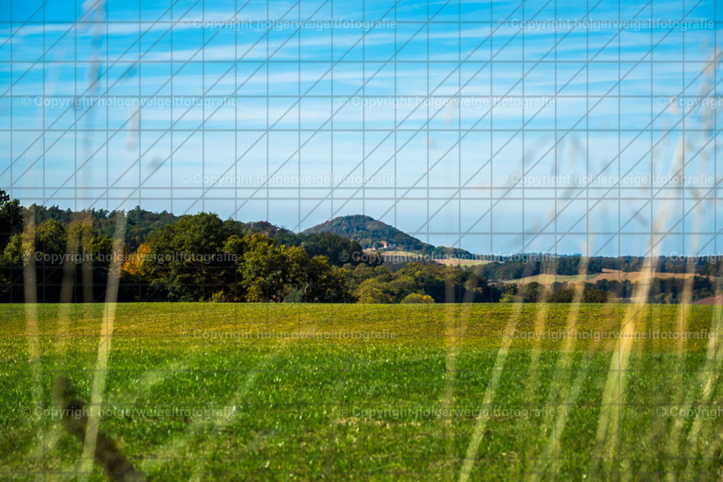 Blick auf Rusteberg | Kaufen sie online außergewöhnliche Fotografien auf Leinwand Acrylglas Fotoprint Aludibond von holgerweigeltfotografie - Realisiert mit Pictrs.com
