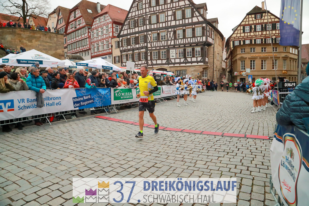 VR Bank Hauptlauf 10000m | 3 Koenigslauf 2023 - Realisiert mit Pictrs.com