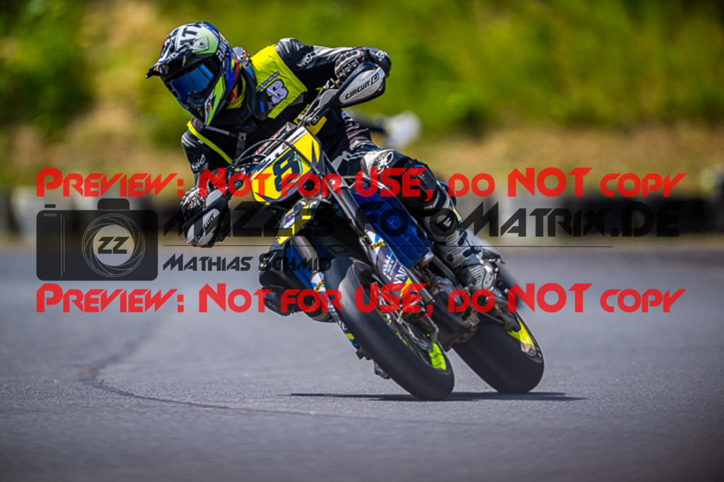 MaZZes_FotoMatrix_220528_9899 | Fotograf Mathias Schmid
Sportfotograf,
Eventfotograf,
Hochzeitsfotograf,
Portraitfotograf