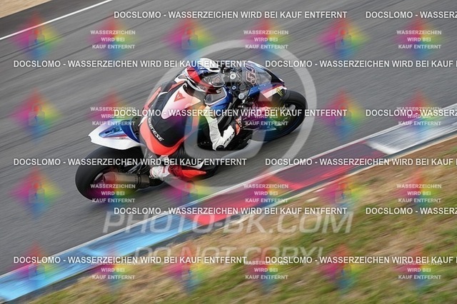 2025_09_12_PBK_14897 | Sportfotografie; SlowMotion; Video; Rennstrecke; Hafeneger; RSE; Speer; Trackday; Motorsportarena; Hockenheimring; Brno; Most; Barcelona; Valencia, Benny; Kaetzmer;