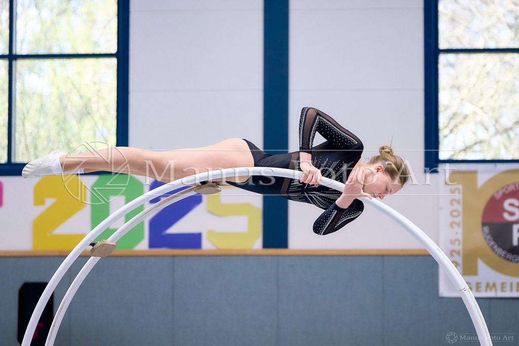 C-DSC07562 | Professionelle Sportfotografie in Hamburg, Schleswig-Holstein und Niedersachsen – spezialisiert auf Rhönrad, Geräteturnen, Leistungsturnen und rhythmische Sportgymnastik. Bundesweite Begleitung von Rhönrad-Events. Jetzt Sport-Fotos - Realisiert mit Pictrs.com
