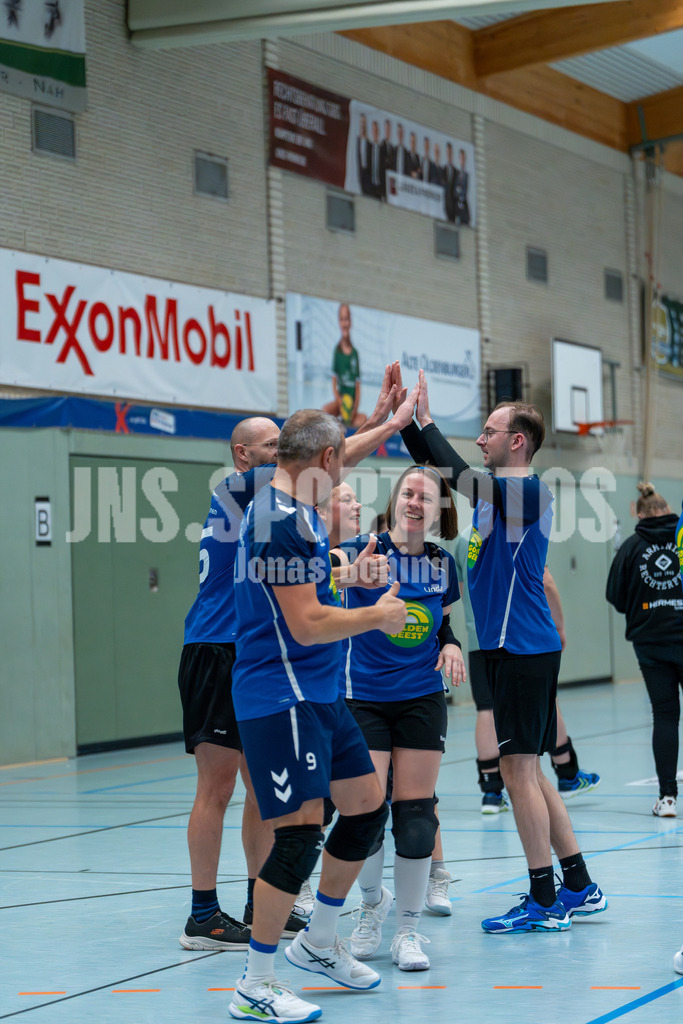 SGH 10.12.2025 Halle West Volleyball-66 | jns.sportfotos - Realisiert mit Pictrs.com