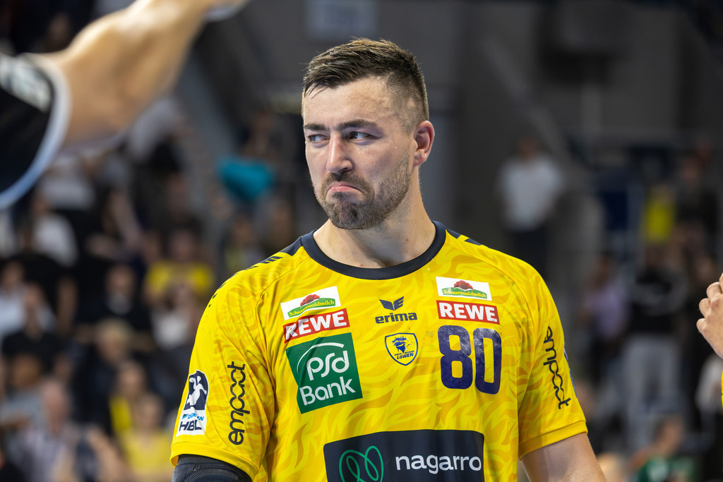 HBL (Handball-Bundesliga), Saison 2025/26, 33. Spieltag: Rhein-Neckar Löwen gegen TSV Hannover-Burgdorf | HBL (Handball-Bundesliga), Saison 2025/26, 33. Spieltag: Rhein-Neckar Löwen gegen TSV Hannover-Burgdorf***Jannik Kohlbacher (80, Rhein-Neckar Löwen) - Realisiert mit Pictrs.com