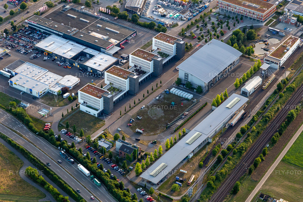 Luftbild: Landesfeuerwehrschule Baden-Württemberg in Bruchsal im Bundesland Baden-Württemberg in Deutschland. Foto: IMG_133491.jpg vom 12.07.2022 durch Werner Riehm/FLY-FOTO.deWWW.LFS-BW.DE