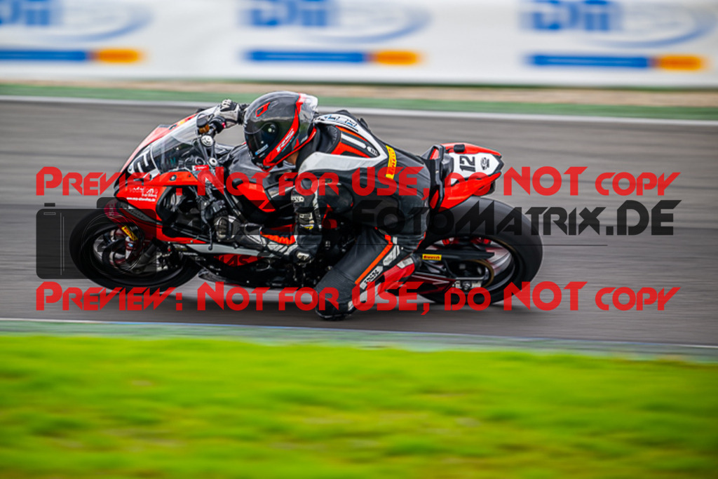 MaZZes_FotoMatrix_220924_5800 | PRO SUPERSTOCK