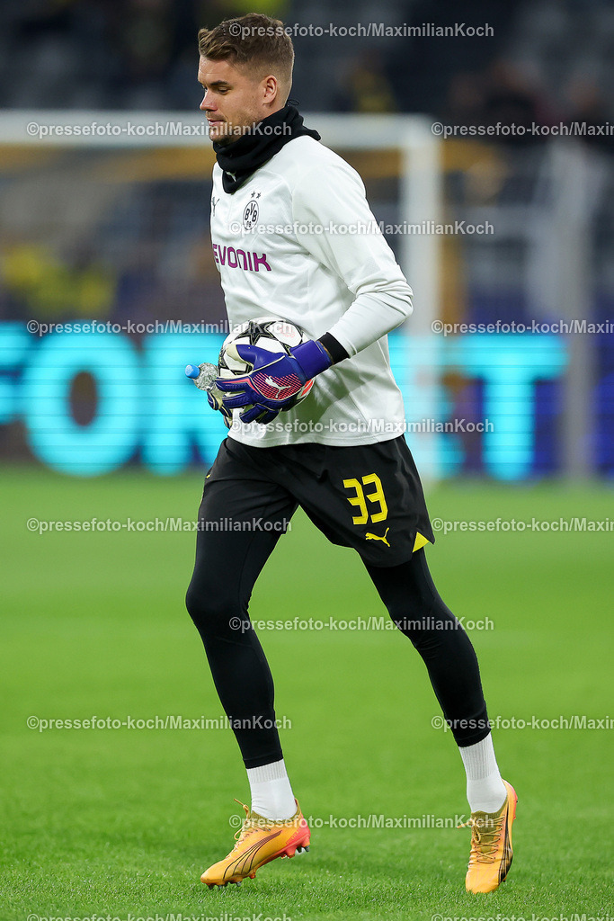 BVB01102402112 | 01.10.2024, Fußball, UEFA Champions League, Borussia Dortmund - Celtic Glasgow, 2. Spieltag, Signal Iduna Park, Saison 2024 2025: Torwart Alexander Meyer (BVB #33)