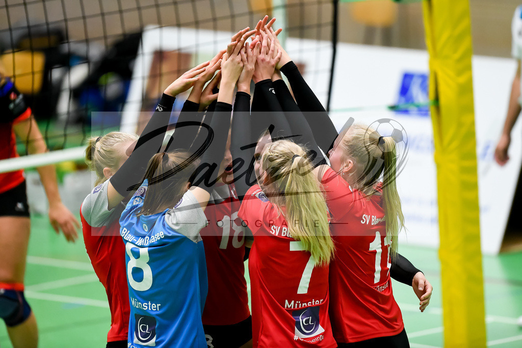 VCOBWA20211106_101 | Volleyball, Frauen:   bei dem Spiel der 3. Liga West zwischen VC Osnabrueck und SV BW Aasee in der Schlosswallhalle am 06.11.2021 in Osnabrueck, Deutschland. - Realisiert mit Pictrs.com