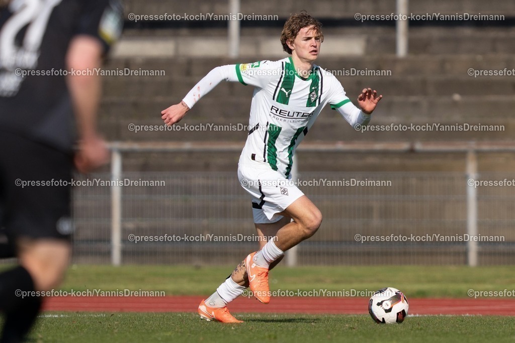 xYDR15032501048 | 15.03.2025, xydrx, Fußball, Borussia Mönchengladbach II (U23) - 1.FC Bocholt, Regionalliga West, Grenzlandstadion: Jonathan Foss (Borussia Moenchengladbach II #4)