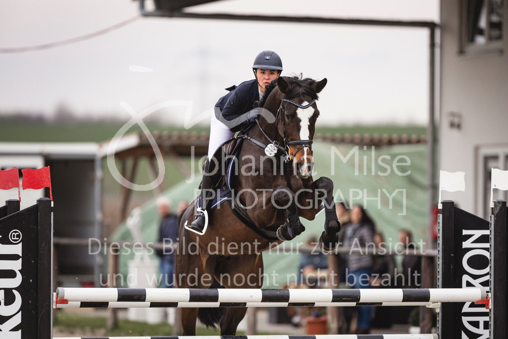 240327_Fruehlingsfest_Stil-L-2-444 | Deine schönsten Turniermomente als professionelle Fotos! Entdecke hochwertige Pferdesport-Fotografie im Online-Shop. Jetzt Fotos finden & bestellen!