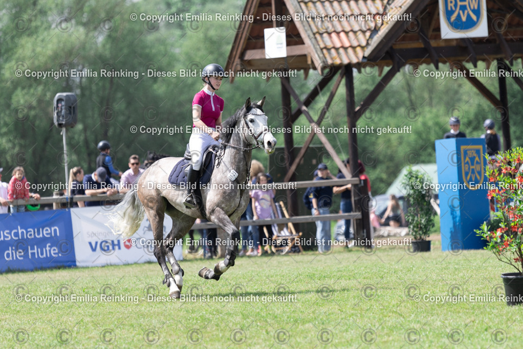 CL5A3277 | Emilia Reinking Fotografie - Realisiert mit Pictrs.com