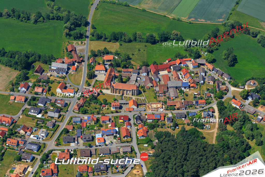 Die Luftaufnahme Schluesselau - Frensdorf wurde vom UL-Flugzeug (keine Drohne) aus fotografiert.Hohe Druck- Auflösung-die Geschenkidee!
