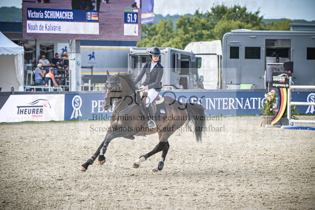 DOS_8262 | Entdecke hochwertige Reitturnierfotos von Foto Oger. Professionell, emotional und authentisch – jetzt Lieblingsmomente im Shop bestellen.Deutschlandweite Turnierfotografie. - Realisiert mit Pictrs.com