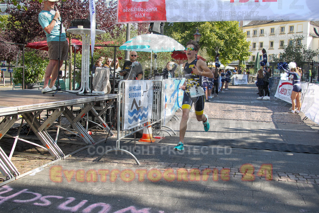 250824_1137_EV4_8979 | Sportfotografie im Rhein-Sieg Kreis, Köln, Bonn, NRW, Rheinland Pfalz, Hessen, etc. Unser Tätigkeitsfeld umfasst den Laufsport vom Volkslauf über den Marathon, Duathlon, Triathon bis zum Ultralauf wie Kölnpfad Ultra oder Schindertrail.