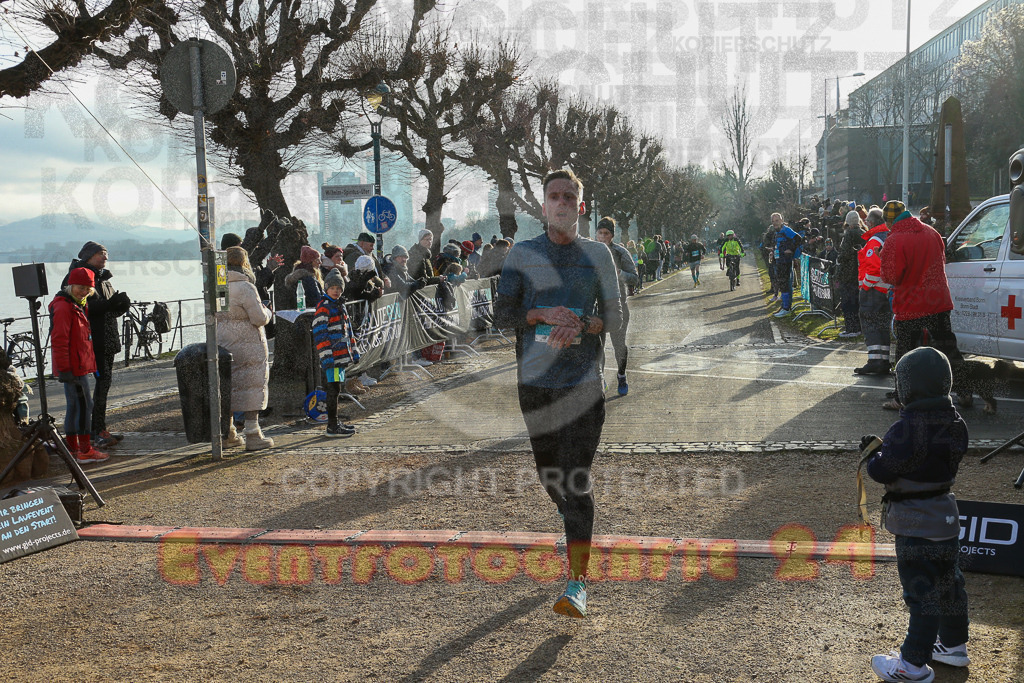 241231_1155_EX1_2971 | Sportfotografie im Rhein-Sieg Kreis, Köln, Bonn, NRW, Rheinland Pfalz, Hessen, etc. Unser Tätigkeitsfeld umfasst den Laufsport vom Volkslauf über den Marathon, Duathlon, Triathon bis zum Ultralauf wie Kölnpfad Ultra oder Schindertrail.