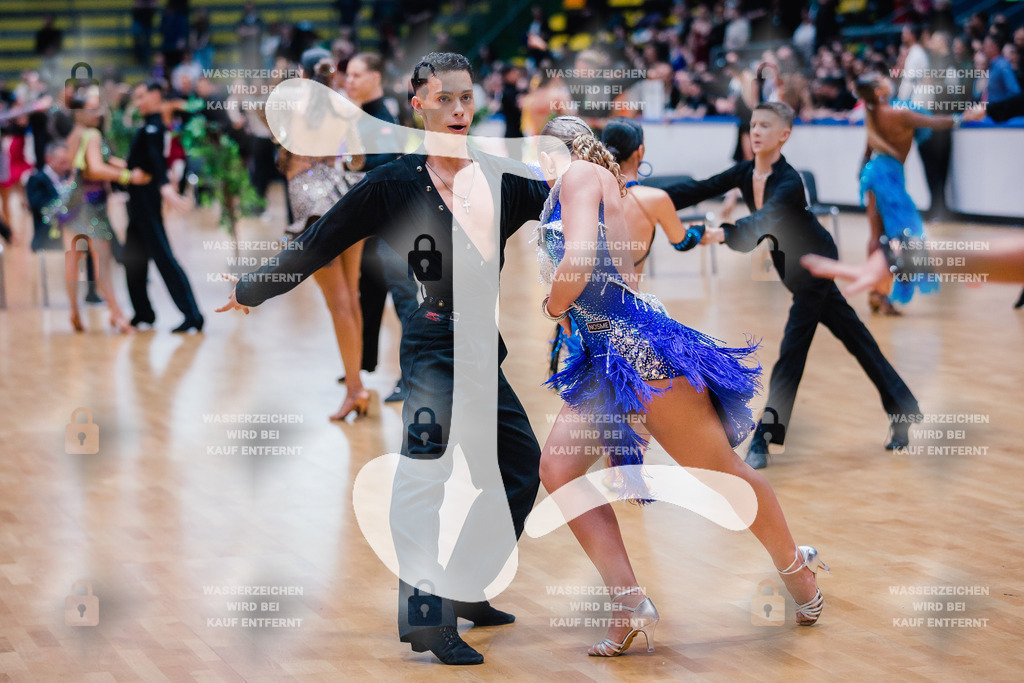 Hessen Tanzt WDSF Open Youth Latin 32nd (60) Justin Rettich _ Adriana Kubikova (TSC Saltatio Neustadt im TV 1860 Mußbach)-2025-05-17-0645 | Webshop for digital downloads and prints of dance sport, event & show photographer Julian Link - Realisiert mit Pictrs.com