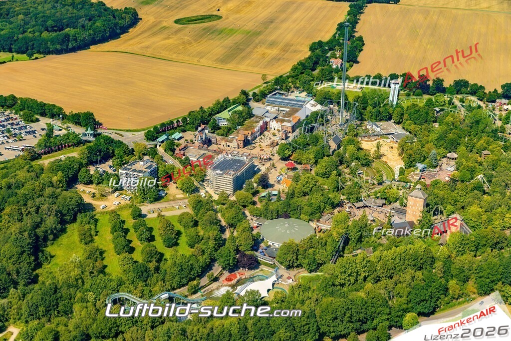 Neue Luftbildaufnahme der Stadt Sierksdorf - Das Luftbild wurde 2025 vom UL-Flugzeug heraus erstellt ( keine Drohnenaufnahme ) - Hochauflösende Luftaufnahme - für Wandbilder und großformatige Ausdrucke geeignet. Das besondere Geschenk!Hier alle&nbsp;Infos zur Lizenzierung der LuftaufnahmeWir fliegen auch dieses Jahr wieder in Ihre Region um Luftbilder zu erstellen.- Luftbild anfragen