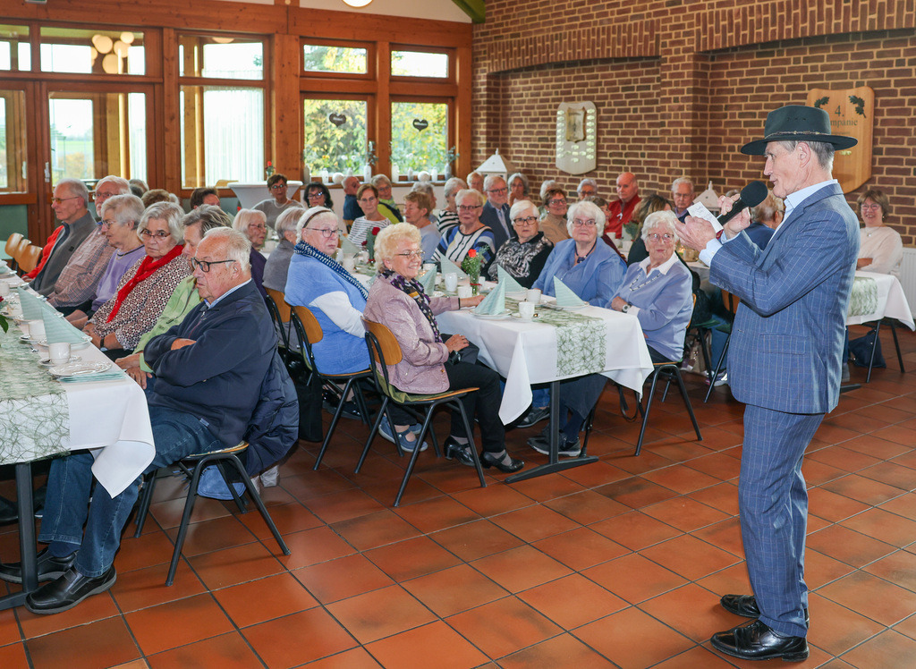 top-top.de-251112-003 | Foto, Video, Fotografie, Videografie, Fotobox, DJ, Discjockey, Musik, Musikbox, Veranstaltung, Photobooth, Amazon, Ebay, Buchtipp, Bestseller, Autor, Verlag, Buch, Wesel, Hamminkeln, NRW, Dinslaken, Rees, Drohne, Hochzeit, Party, Fotobox, Wesel, Fotograf