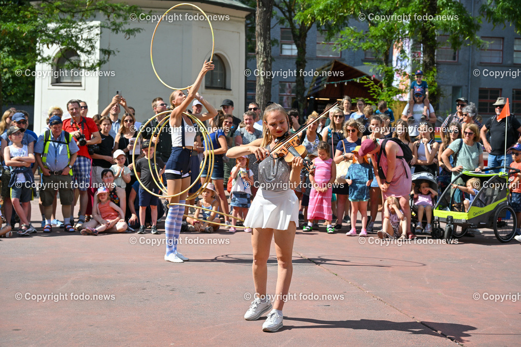Pflasterspektakel_ 35. Linzer Pflasterspektakel 2023_ 19.07.2023-4 | 19.07.2023, Linz, AUT, 35. Linzer Pflasterspektakel 2023, im Bild diverse Kuenstler