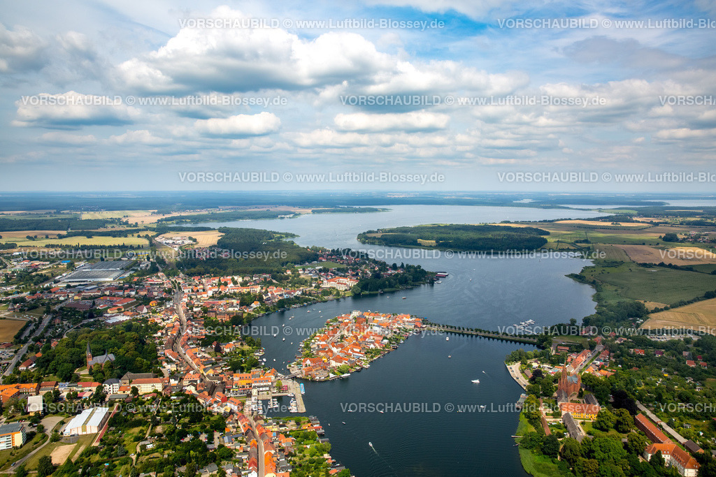 Mueritz16070961Malchow | Insel Malchow mit Hafen und neuer Zugbrücke,  Malchow, Mecklenburgische Seenlandschaft, Mecklenburgische Schweiz, Mecklenburg-Vorpommern, Deutschland