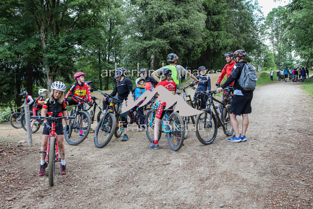 OE7A7292 | Medien- Sport- Entertainmentfotos