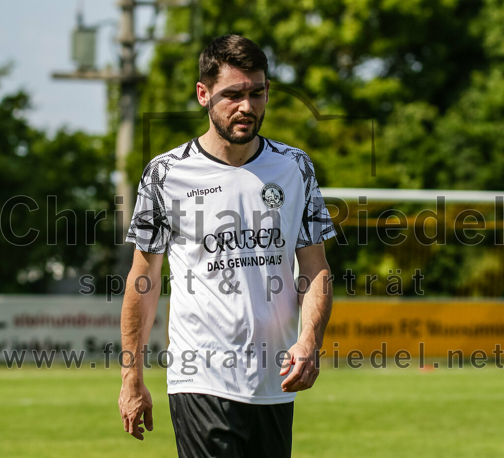 2023-07-09_067_FC_Moosinning_II_gegen_FC_Herzogstadt | Moosinning, Deutschland, 09.07.2023:
Fußball, Kreisliga 2023 / 2024, Testspiel, FC Moosinning II gegen FC Herzogstadt, Endergebnis: 2:1

Foto: Christian Riedel / fotografie-riedel.net