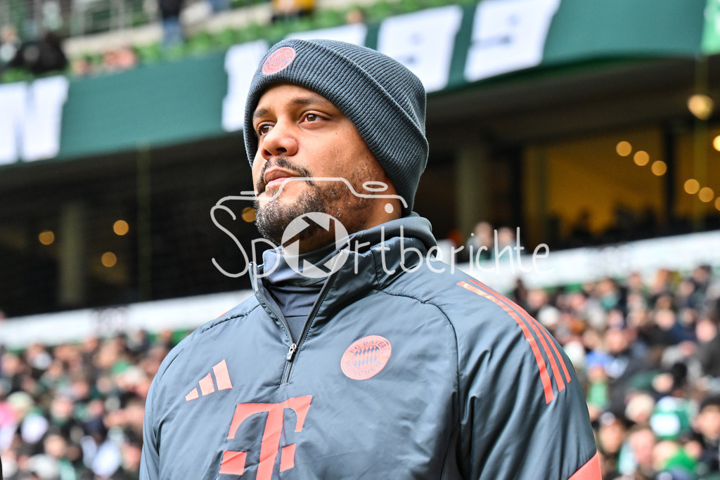 SV Werder Bremen - FC Bayern München | BREMEN, GERMANY - 14. FEBRUARY: im Bild Vincent KOMPANY Trainer FC Bayern München / Einzelfoto / Freisteller vor dem Bundesligamatch zwischen dem SV Werder Bremen und dem FC Bayern München am 22. Spieltag im Weserstadion / DFL REGULATIONS PROHIBIT ANY USE OF PHOTOGRAPHS AS IMAGE SEQUENCES AND/OR QUASI-VIDEO