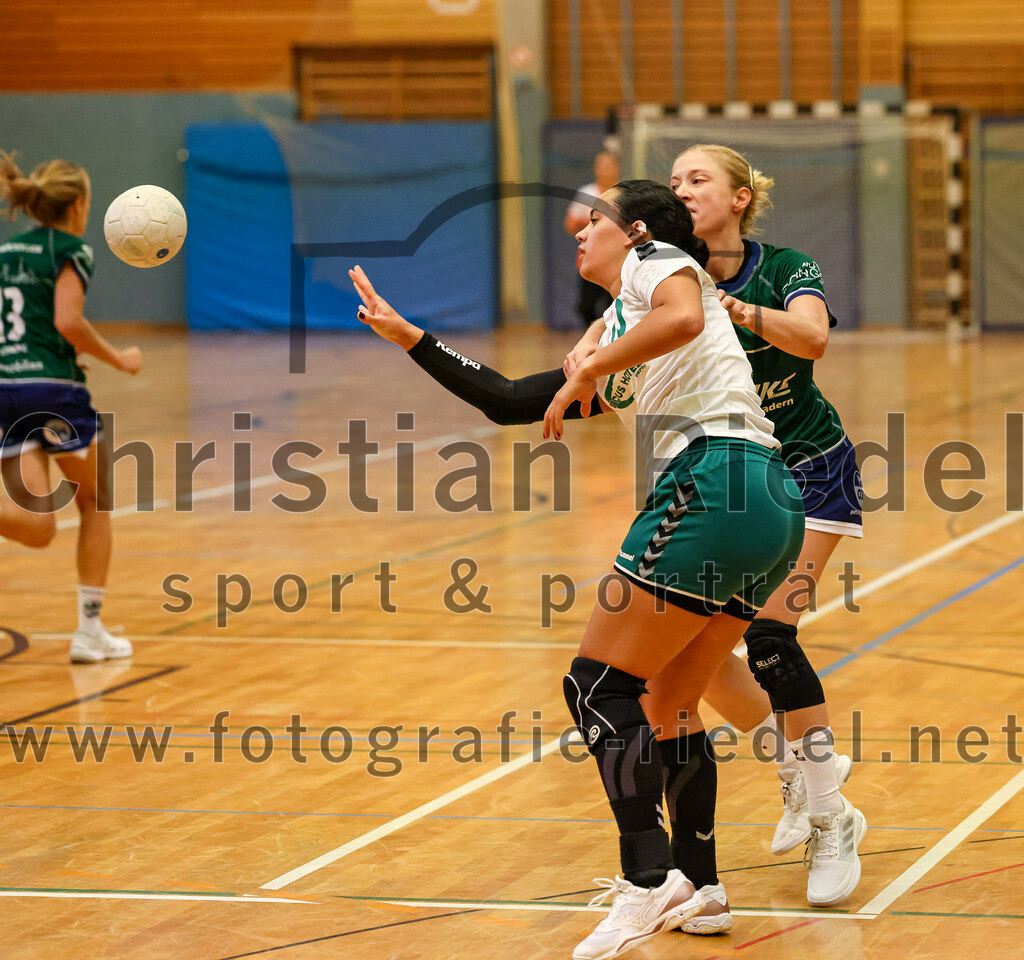 2023-09-16_025_TSV_Vaterstetten_gegen_SV_Muenchen_Laim | Baldham, Deutschland, 16.09.2023:
Handball, Bayernliga Frauen Staffel Süd 2023 / 2024, 1. Spieltag, TSV Vaterstetten gegen SV München Laim, Endergebnis: 23:34

Lilian Müller (TSV Vaterstetten, #10)

Foto: Christian Riedel / fotografie-riedel.net