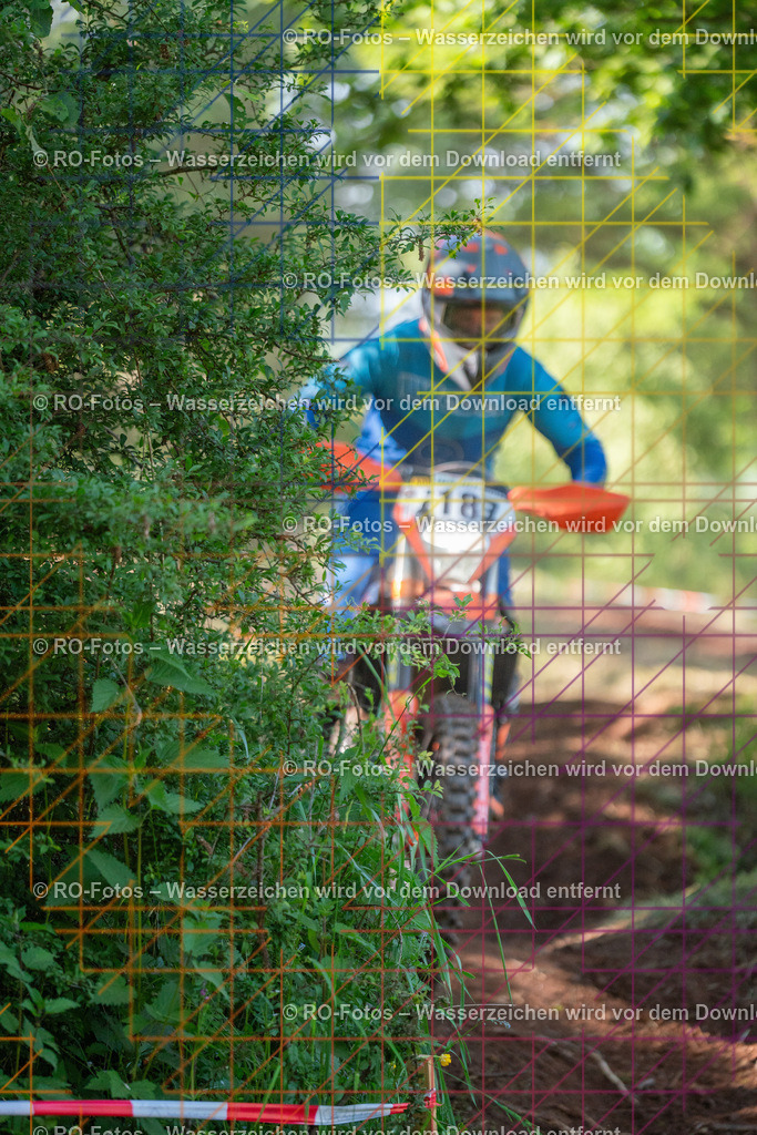 Wolfshausen 3 Lauf -1549 | Sportfotografie von RO-Fotos: Motorsport, Motocross, Enduro, Laufveranstaltungen und Triathlon. Professionelle Fotos von Sportlern und Events. - Realisiert mit Pictrs.com