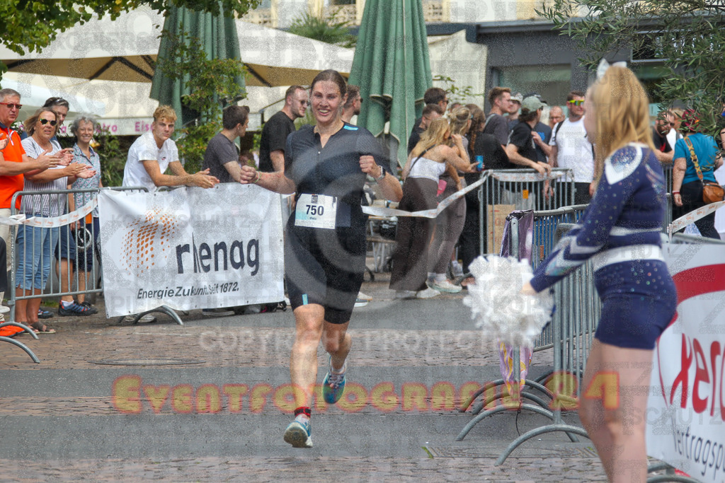 250824_1516_EV4_2769 | Sportfotografie im Rhein-Sieg Kreis, Köln, Bonn, NRW, Rheinland Pfalz, Hessen, etc. Unser Tätigkeitsfeld umfasst den Laufsport vom Volkslauf über den Marathon, Duathlon, Triathon bis zum Ultralauf wie Kölnpfad Ultra oder Schindertrail.