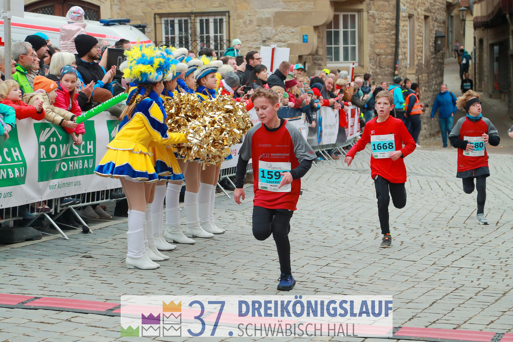 Stadtwerke Jugendlauf 1700m | 3 Koenigslauf 2023 - Realisiert mit Pictrs.com