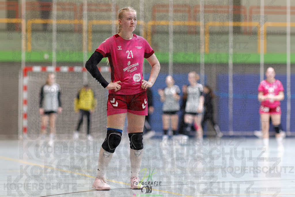 Hessenmeisterschaft wJC - Spiel um Platz 3; TuS Kriftel - SG Schenklengsfeld | Hessenmeisterschaft wJC - Spiel um Platz 3; TuS Kriftel - SG Schenklengsfeld am 22.03.2025 in Biedenkopf (Sporthalle Lahntalschule)Photo © 2025 - Jörg Heinrich - Realisiert mit Pictrs.com