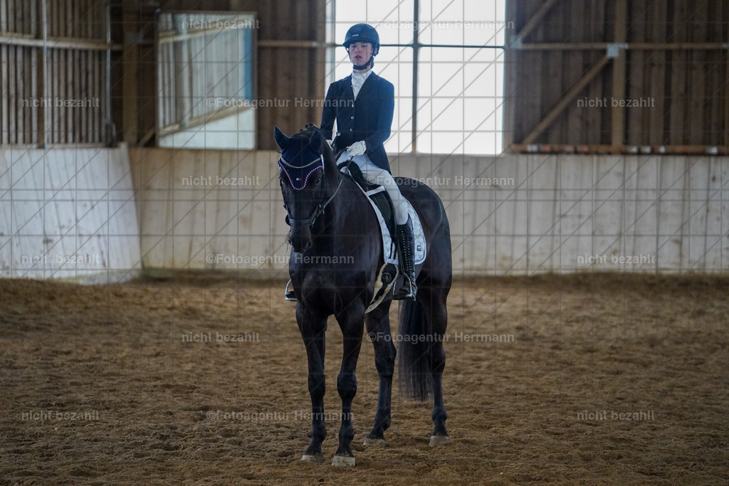 20230518-FAH04719 | Frühjahrsturnier, Landsberg am Lech, 2023, Reitclub Landsberg, Turnierbilder, Fotos Turnier Landsberg, Fotoagentur Herrmann, Turnierfotografen Bayern, Reitsport Fotograf, Pferde Fotograf