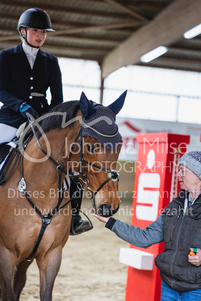 260321_HF-Schw_L-SprmstAnf-106 | Deine schönsten Turniermomente als professionelle Fotos! Entdecke hochwertige Pferdesport-Fotografie im Online-Shop. Jetzt Fotos finden & bestellen!