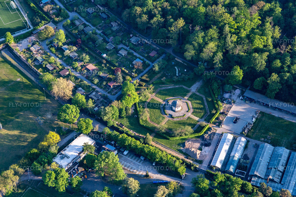 Luftbild: Teehaus im Schloßpark im Ortsteil Innenstadt-Ost in Karlsruhe im Bundesland Baden-Württemberg in Deutschland. Foto: IMG_120525.jpg vom 23.04.2020 durch Werner Riehm/FLY-FOTO.de